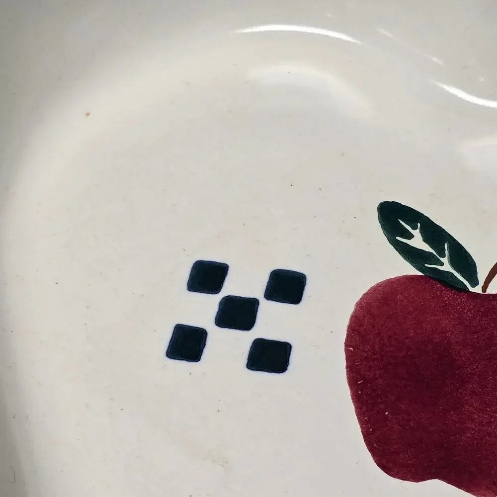 Chaparral Pottery U.S.A. Ceramic Stoneware Apple Shaped Baking / Serving Dish